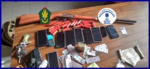 درك دار النعيم يوقف مروّج مخدرات بحوزته سلاح ومواد محظورة